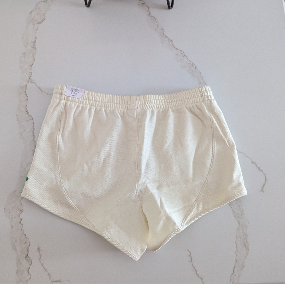 PINK Ivy Fleece Curve Hem Shorts - Picture 5 of 6